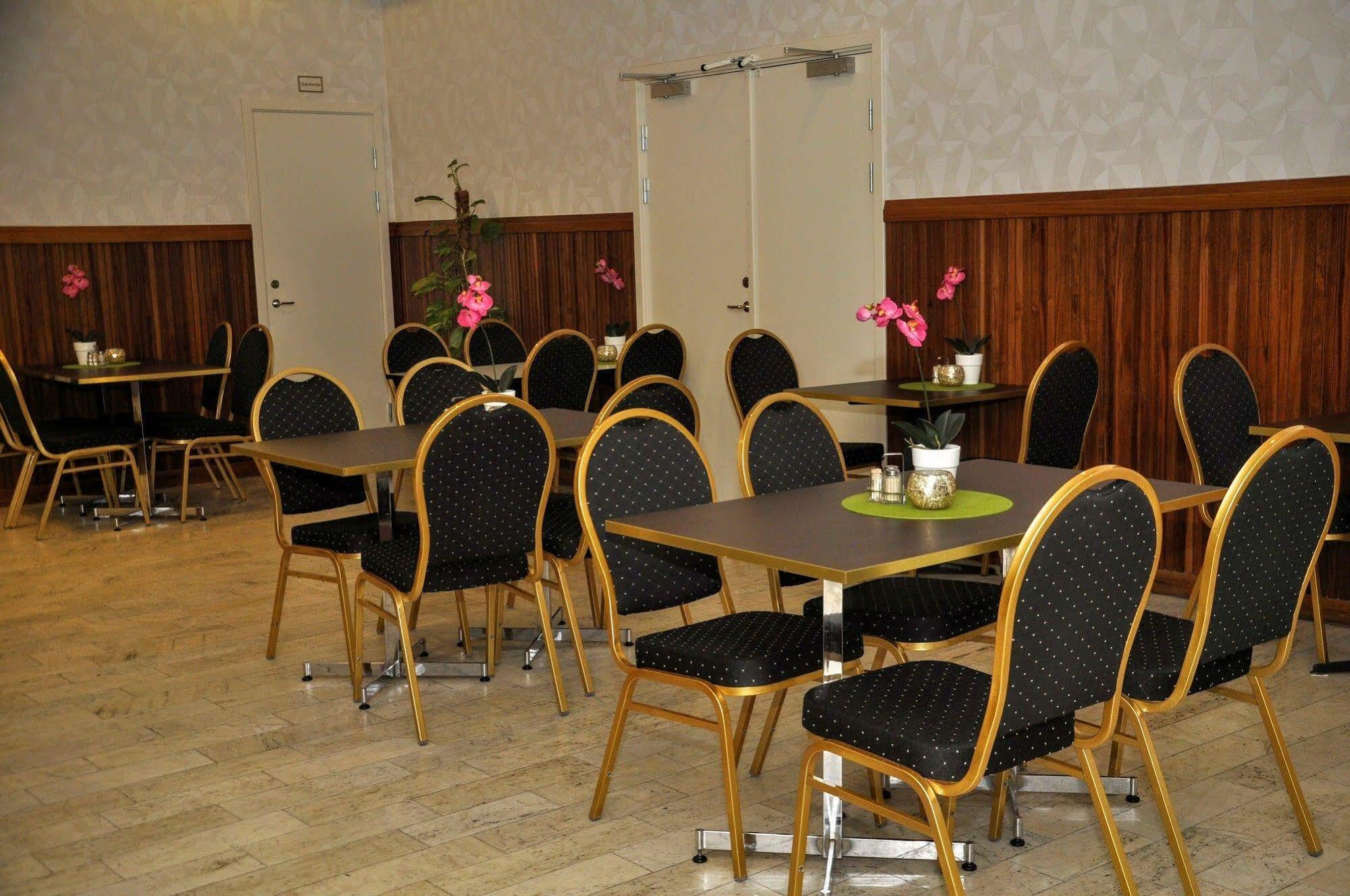 Ronneby Cityhotell Kültér fotó